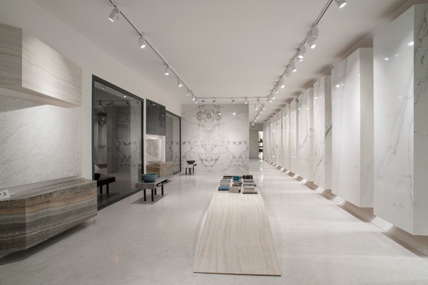 Showroom Carrara