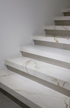 ULTRA Application Design - FLOOR & WALL STAIRS