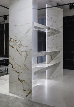 ULTRA Application Design - SHELVES & CONSOLE